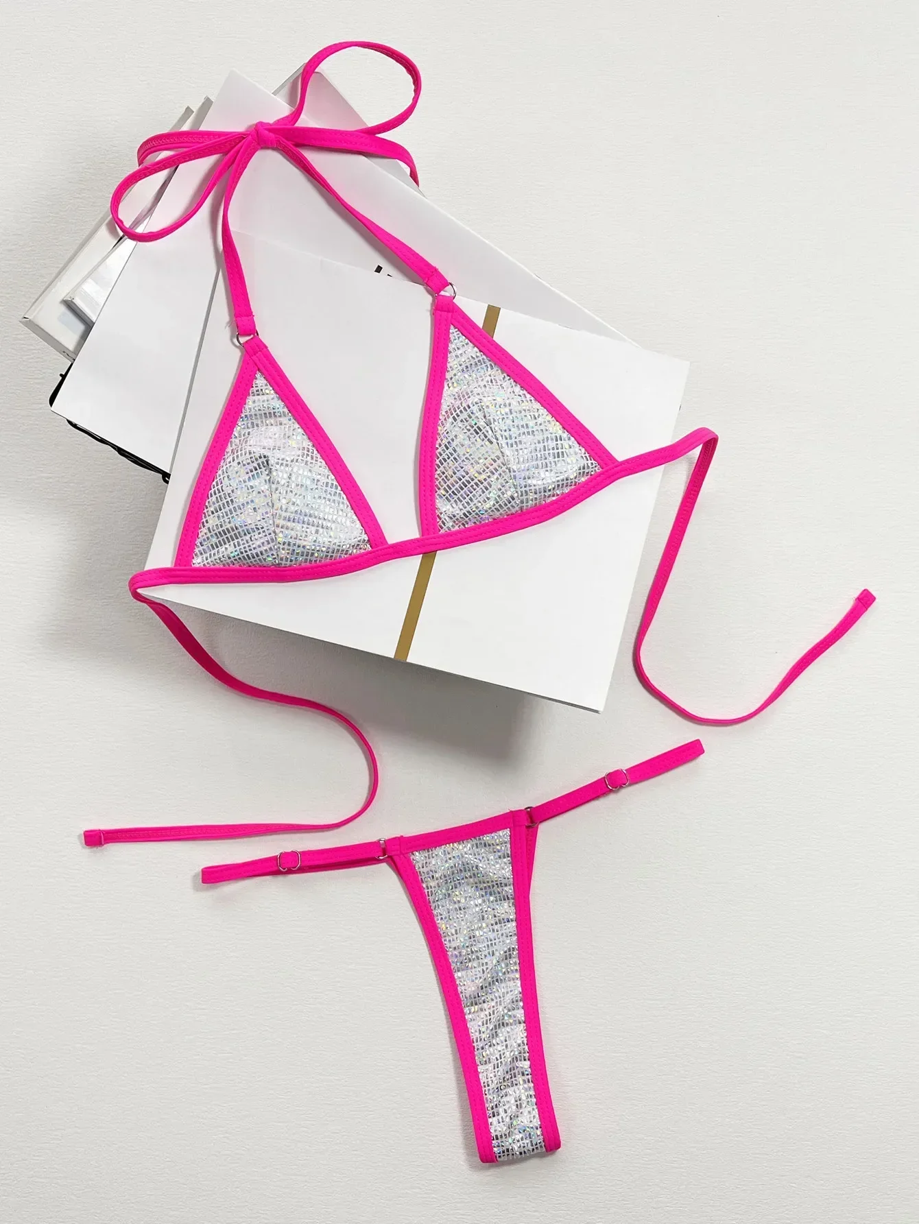 Sexy silberne Glitzer-Pailletten-Mikro-Bikinis-Sets, zweiteilig, Neckholder, Krawatte, Patchwork-Tanga, Bademode, Badeanzug, Bakini, Biquini, Tankini