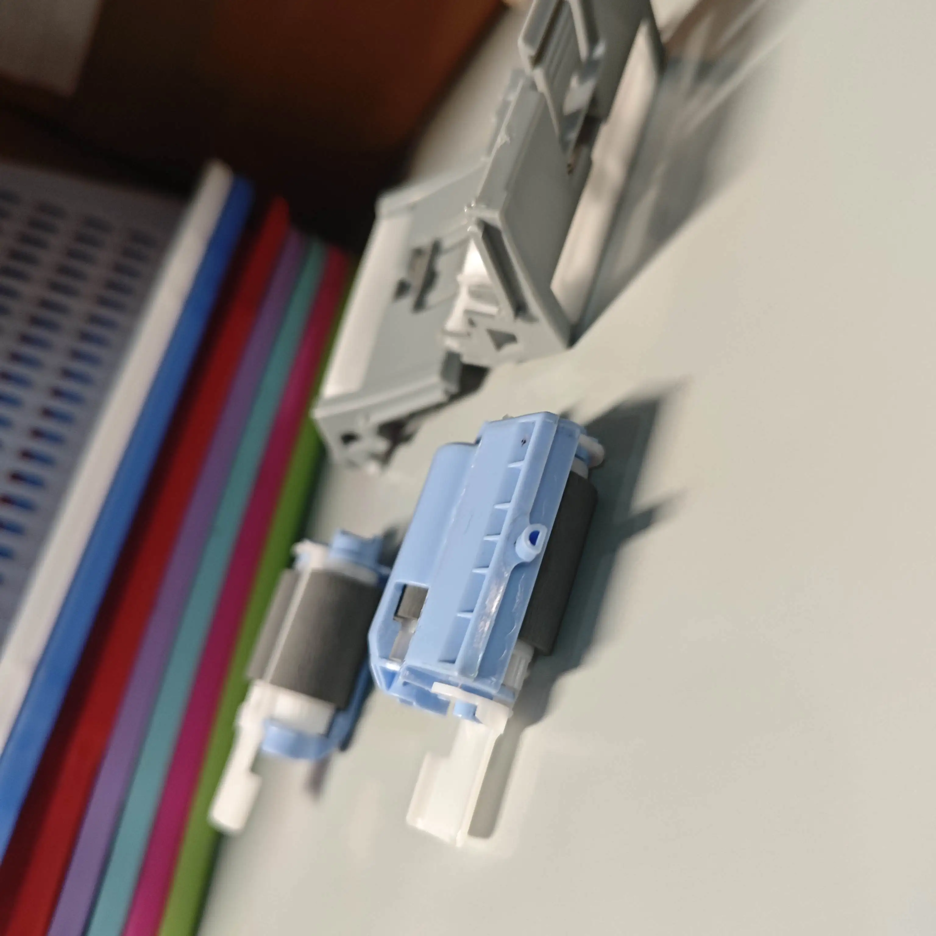 

1sets Separation Pickup Roller for HP M501 M506 M507 M527 M528 RM2-5752-000 F2A68-67913