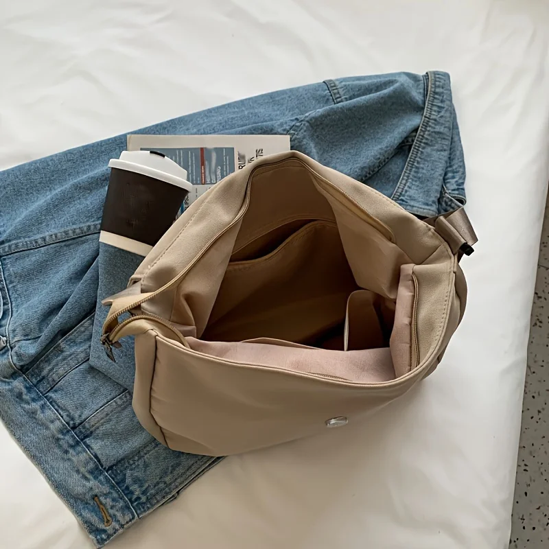 Stilvolle Damen Hobo Schulter-Umhängetasche, Geräumige Klapptasche mit Verstellbarem Riemen, Ideal für den Täglichen Arbeitsweg – Detail 9