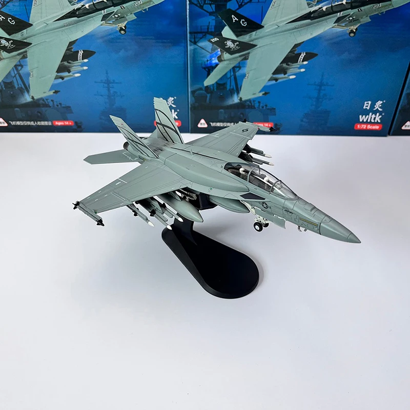 1/72 Scale Diecast F18 F-18 Supper F/A-18 BLOCK III Fighter US Navy Carrier-based Aircraft Metal Plane Model Boy Toy Gifts