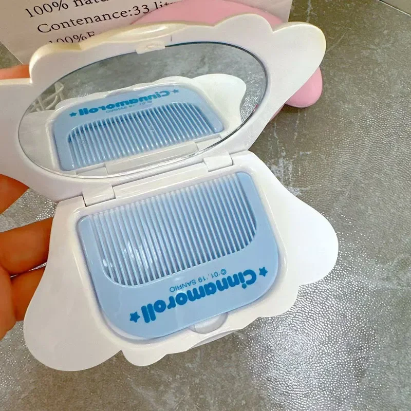 مرآة جديدة قابلة للطي من My Melody and Cinnamoroll مع مشط، مرآة مكياج كرتونية لطيفة، مرآة مدمجة محمولة لهدية السفر والمحفظة