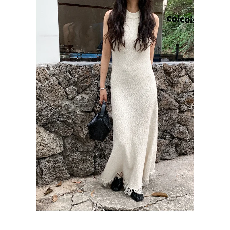 

Designer Fringed O Neck Vest Holiday Dress Female Sleeveless Vintage Black White Elegant Women Long Knitted Dress Spring Summer