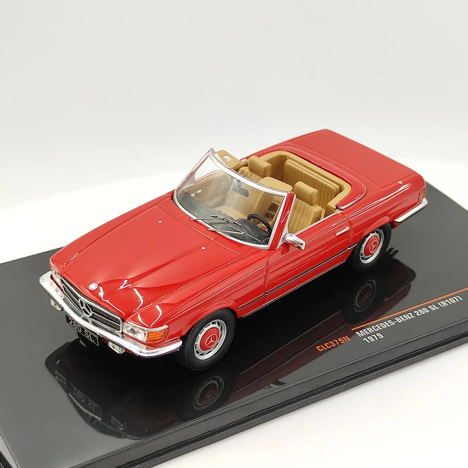 Diecast IXO 1/43 Schaal Benz 280 SL (R107) 1979 Converteerbare Legering Model Auto Collectible Toy Gift Souvenir Display Ornament