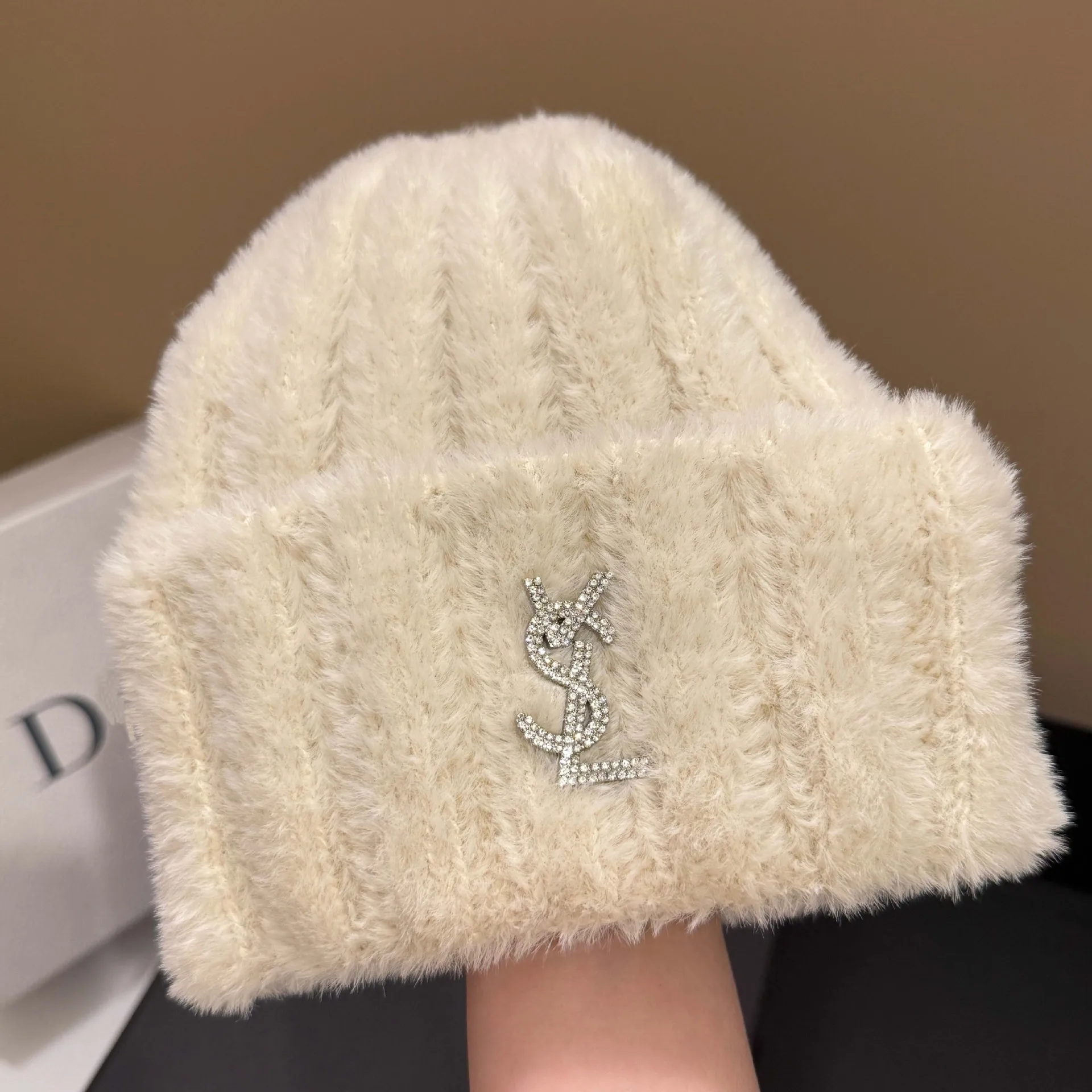 Winter New Wide Rib Pattern Mink Fur Knit Cap Outdoor Warm Soft Cold Hat Fashion Ear Protection Balaclava Beanie Women