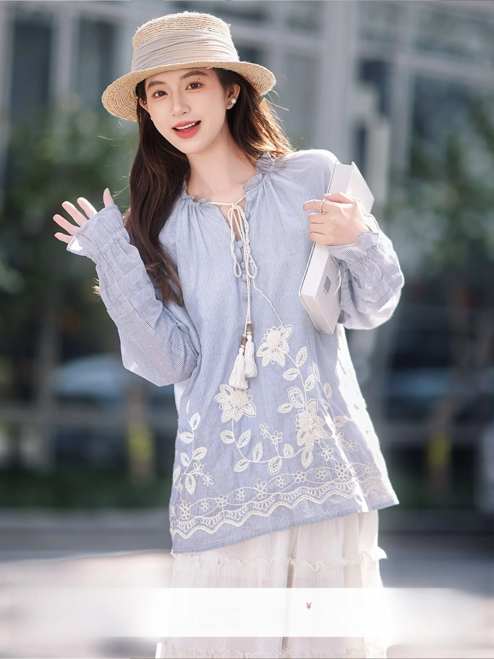 

Хлопковое платье ZhaodaXi 100% с вышивкой, цветочным узором, бахромой и деревянными бусинами, создающее особую атмосферу, женское, для повседневной носки, с круглым вырезом