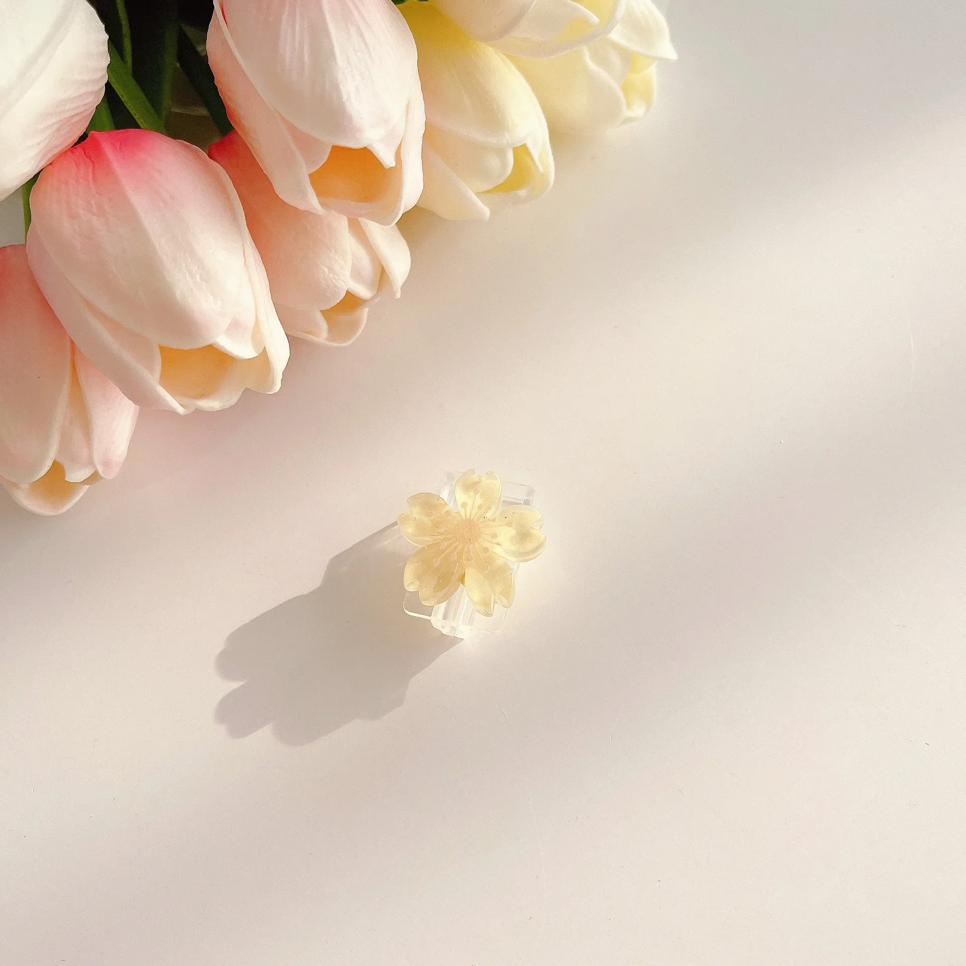 Leuke kabelbeschermer Bloem Opladerbeschermer Kabelorganizer Type C Datalijnsnoer Beschermhoes voor iPhone 14