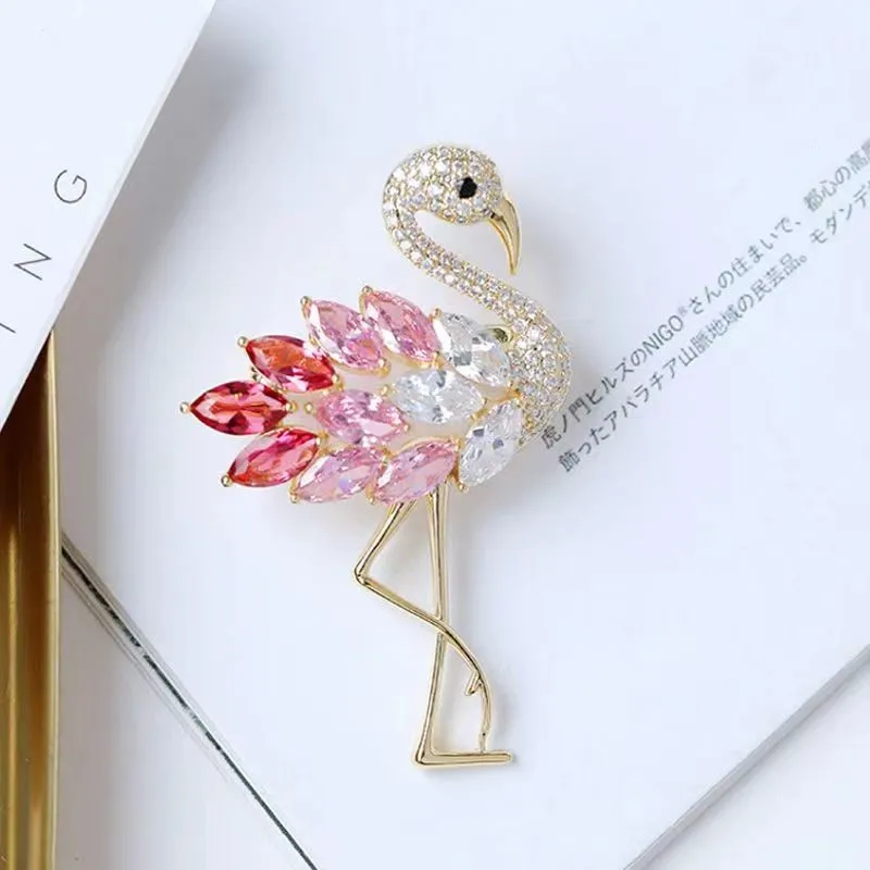 Fashion Pretty Flamingo Bird Brooches For Women Unisex Pins Bird Animal Dress Accessories Party Brooch Lady Luxury Jewelry Gifts