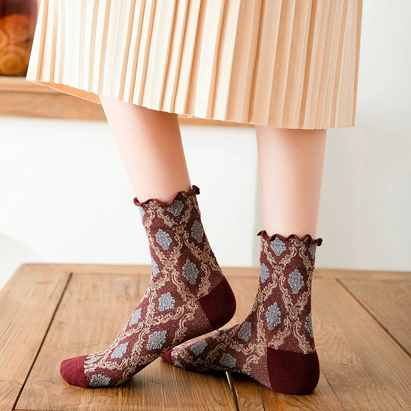 الرجعية العرقية نمط مخطط منقوشة النساء الجوارب شخصية المعين نمط كشكش جوارب قطنية ربيع الخريف كلية نمط Soxs #5