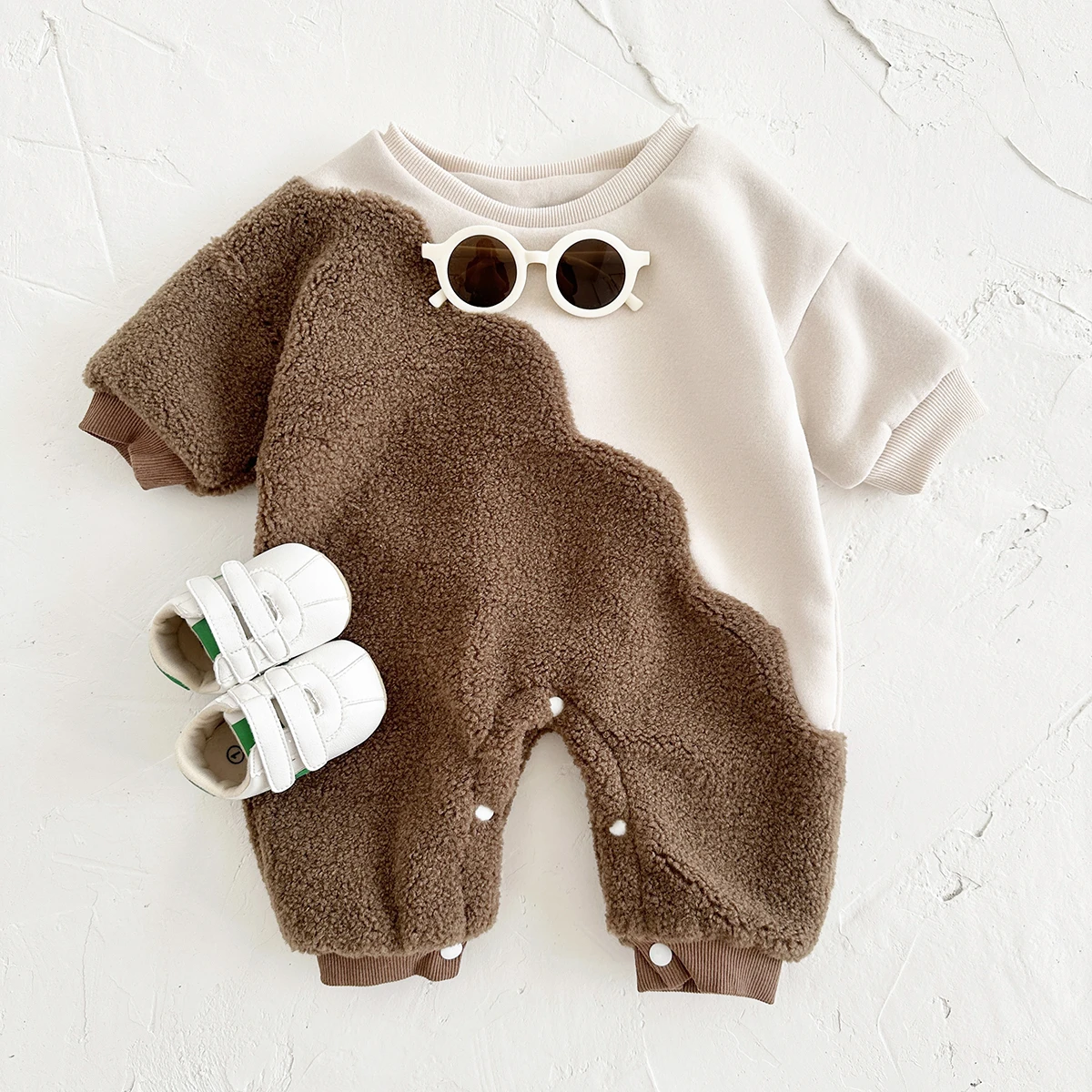 Ins Baby Rompers Winter Warm Woolen Fleece Infant Toddler Outfit Button Loungewear Boys Girls Fashion Jumpsuits 0-18M Newborn