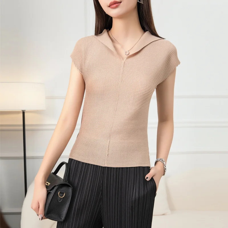 

miyake Pleated Short Sleeves Lapel Elegant T-shirt Women's New Elastic Slim Fit Slimming Corn Pleated Bottoming Top in Stock