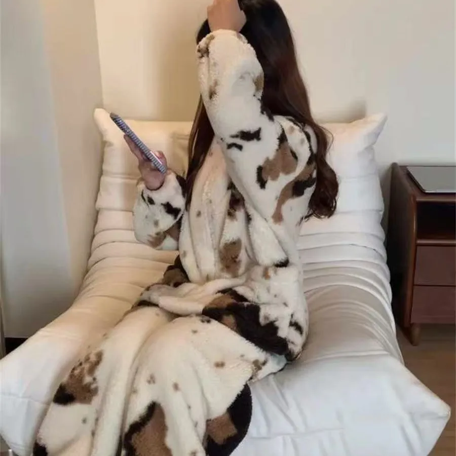 두꺼운 플리스 안감 여성 파자마 세트, 따뜻한 겨울 파자마, 패셔너블한 홈웨어, 파자마 세트