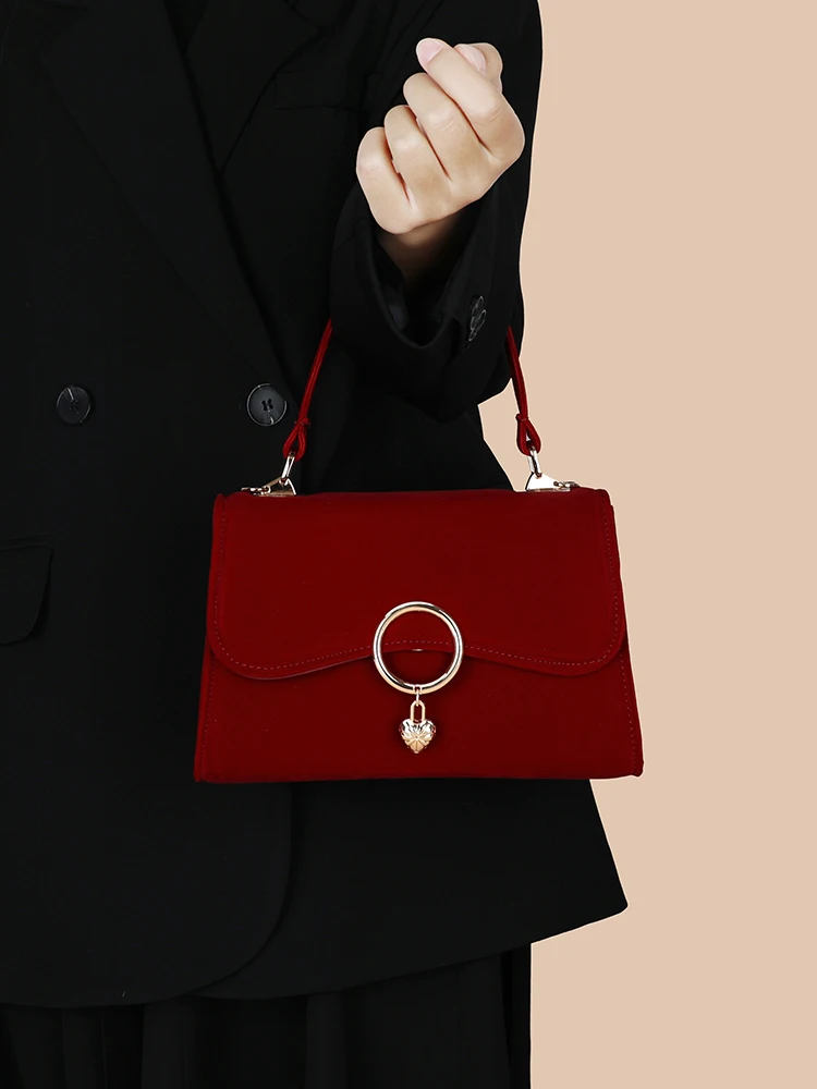 Luxury Velvet Design Wedding Bag Women Classic Wine Red Soft Handle Small Handbags High-Grade Sense Bridal Trapeze Bag