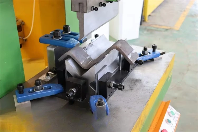 لكمة آلات لكمة السلع العملية مناسبة للإنتاج