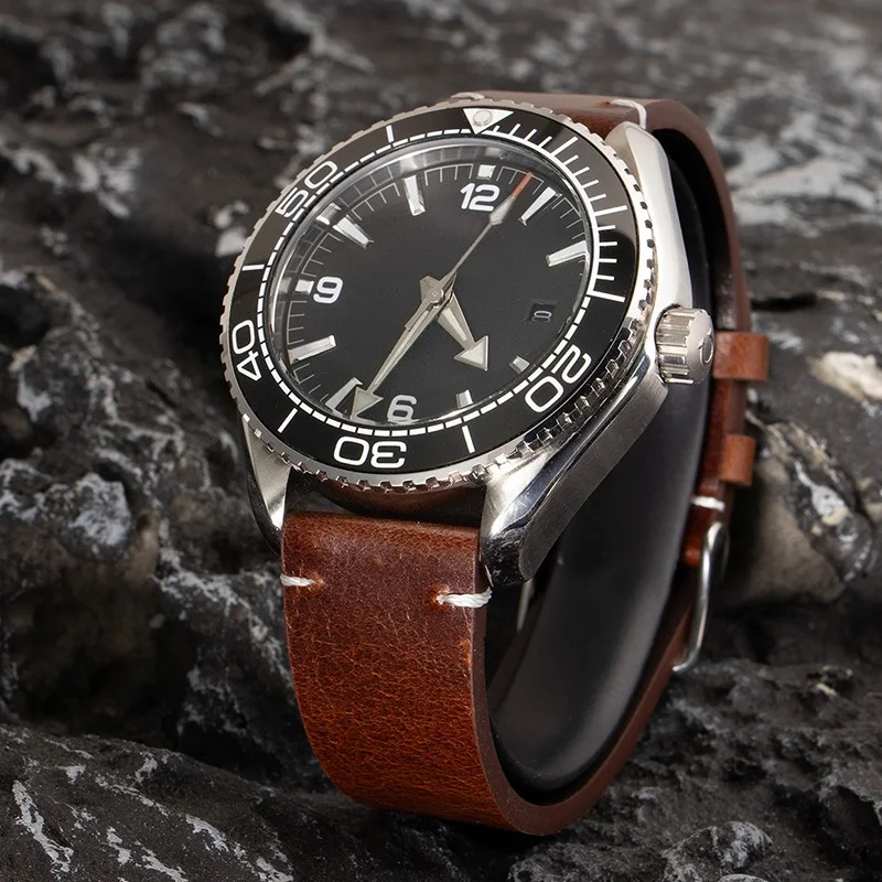 Vintage Oil Wax Leather Watchband 18mm 19mm 20mm 21 22mm 24mm Universal Stitching Cowhide Strap for Omega for Samsung Watch Band
