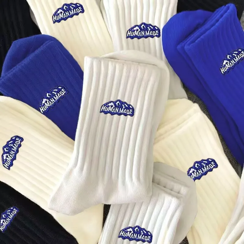 가을 겨울용 남성용 심플하고 편안한 중간 길이 양말 4켤레 냄새 방지 땀 흡수 통기성 스포츠 레저 양말