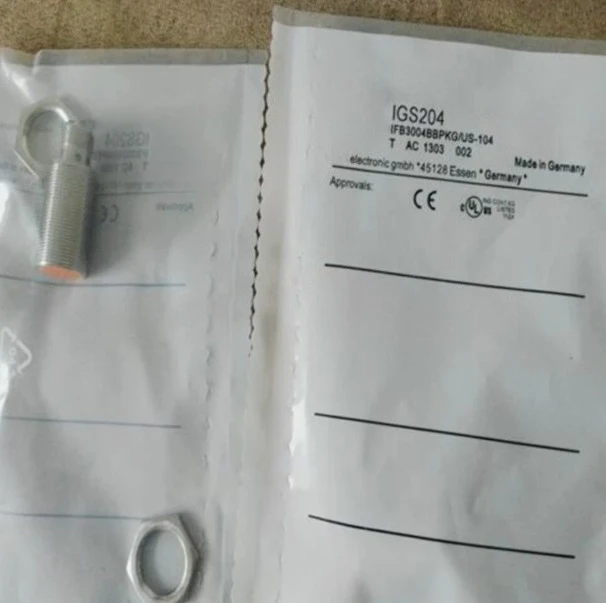 

Brand New Original IGS204 Inductive Proximity Switch Spot Fast Transport