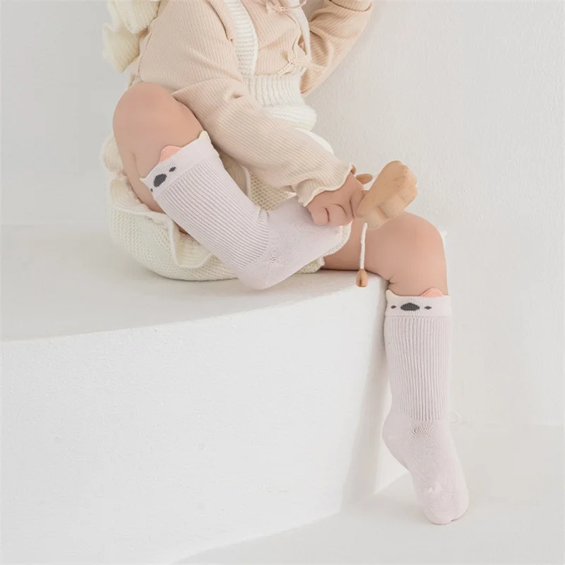 3 Paare/Set Neugeborenen-Babysocken für Mädchen und Jungen, Baumwolle, weiche Socken für Kleinkinder, modische niedliche Cartoon-Kindersocken für Babys von 0–5 Jahren