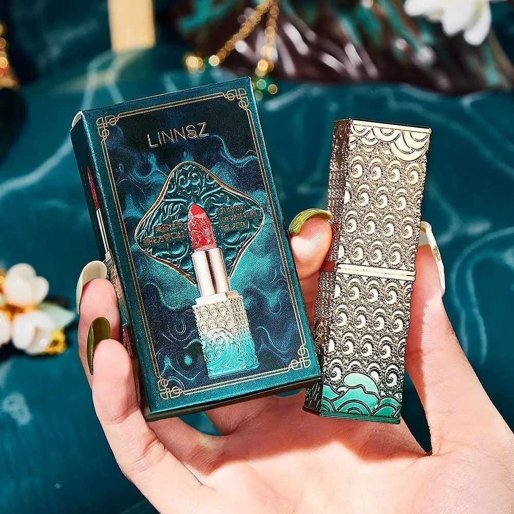 Portable Phoenix Feather Carved Lipstick Long Lasting Non-Stick Cup Matte Mist Velvet Lip Glaze Matte Silky Touch Lip Balm Women