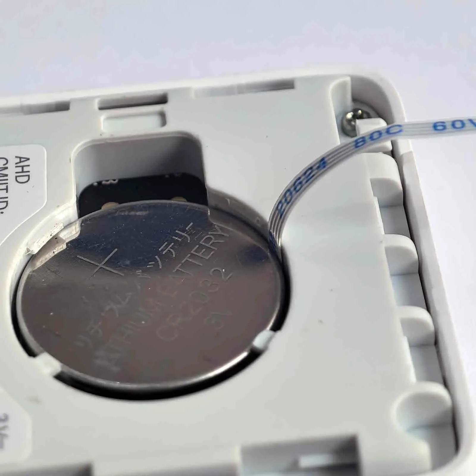 Adapter USB TYPE-C na atrapa baterii CR2032, konwerter, wejście 3-12V, cienki kabel FFC — zdjęcie produktu 5