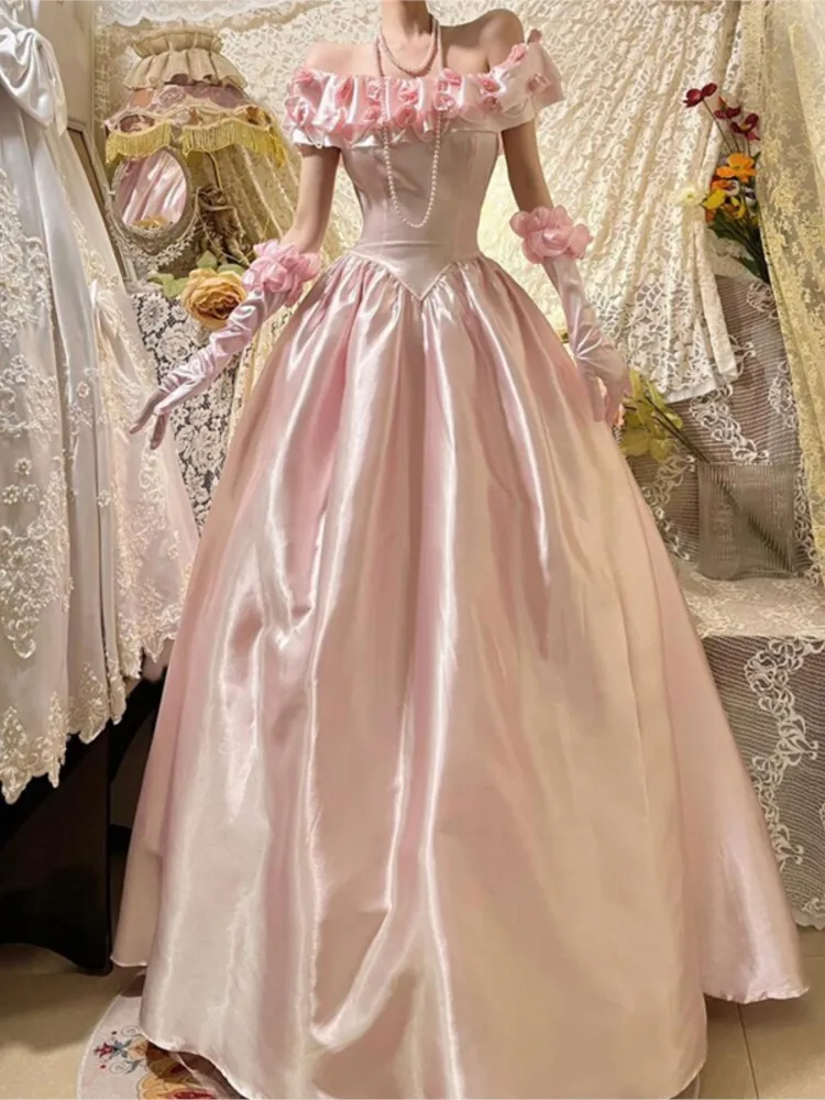 

A new one-shoulder pink dress for the student day coming-of-age ceremony and banquet