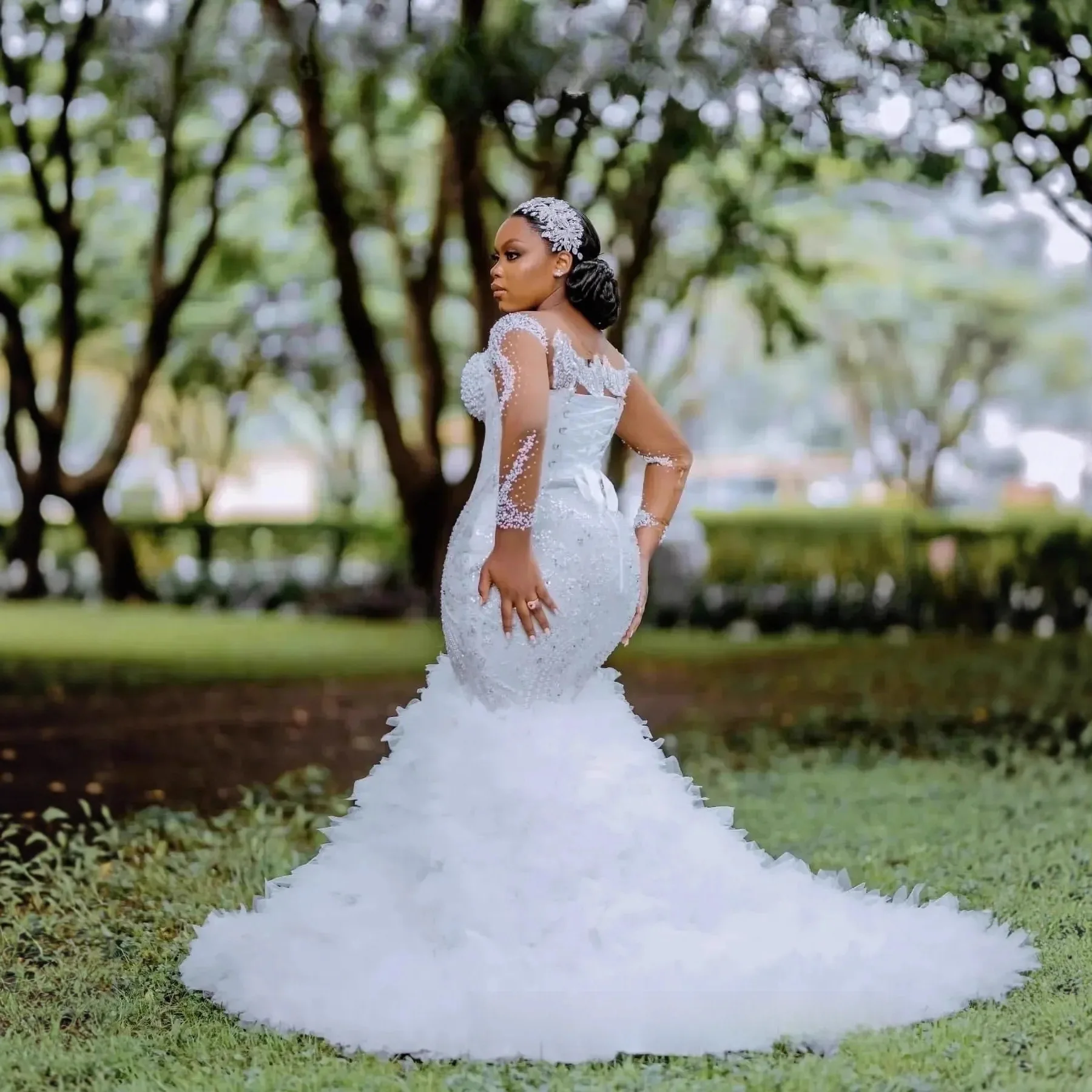 Maßgeschneiderte Sexy Meerjungfrau-Perlen Afrikanische Brautkleider Paillettenbesetzte Langarm-Hochzeitskleider Sweetheart-Applikationen Vestido De Noiva – Detail 5
