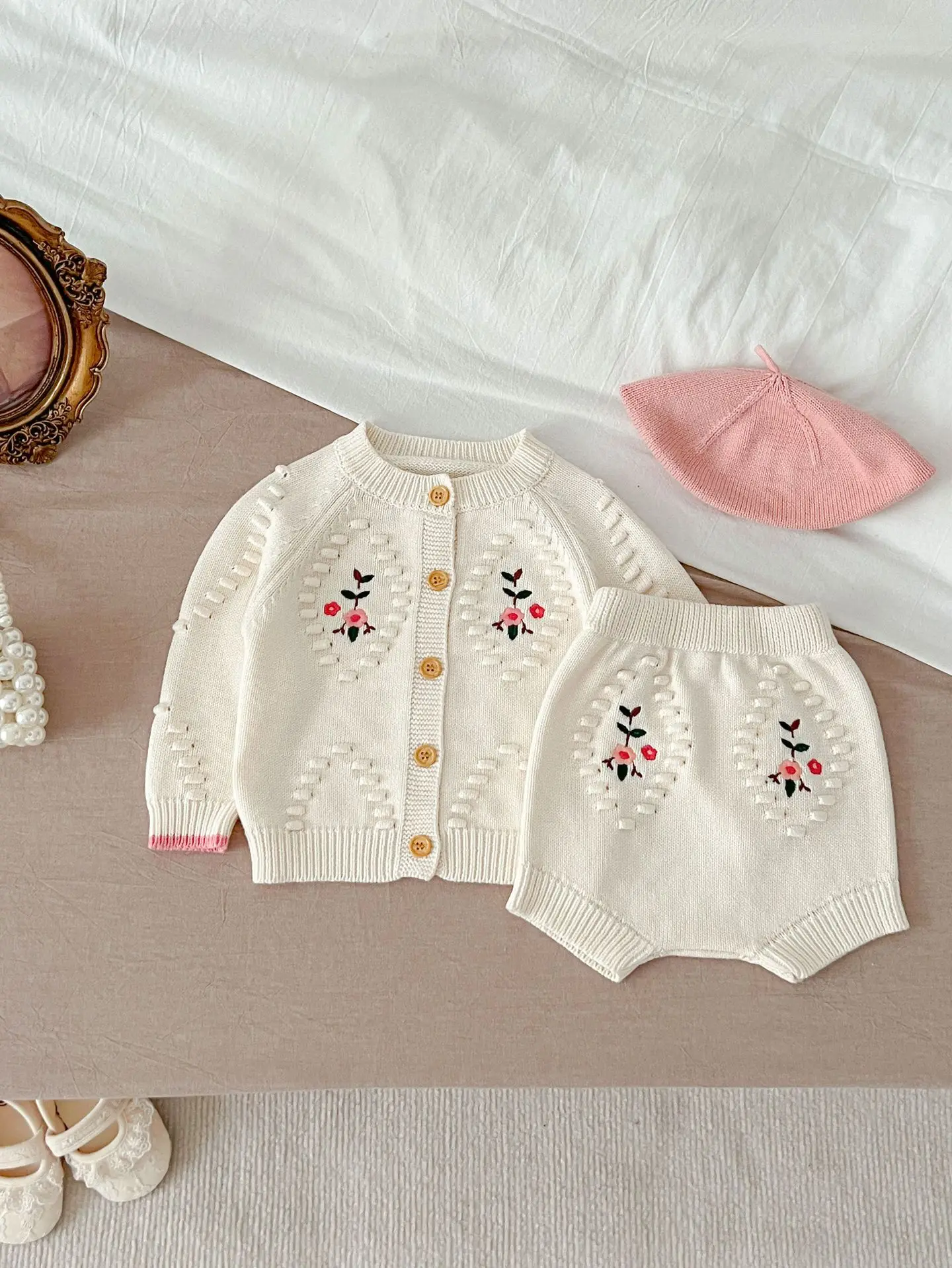 Autumn  Newborn Infant Baby Cardigan Girls Handwork Embroidery Jacket Knit Sweater Coat  Kids Fashion Baby Clothing