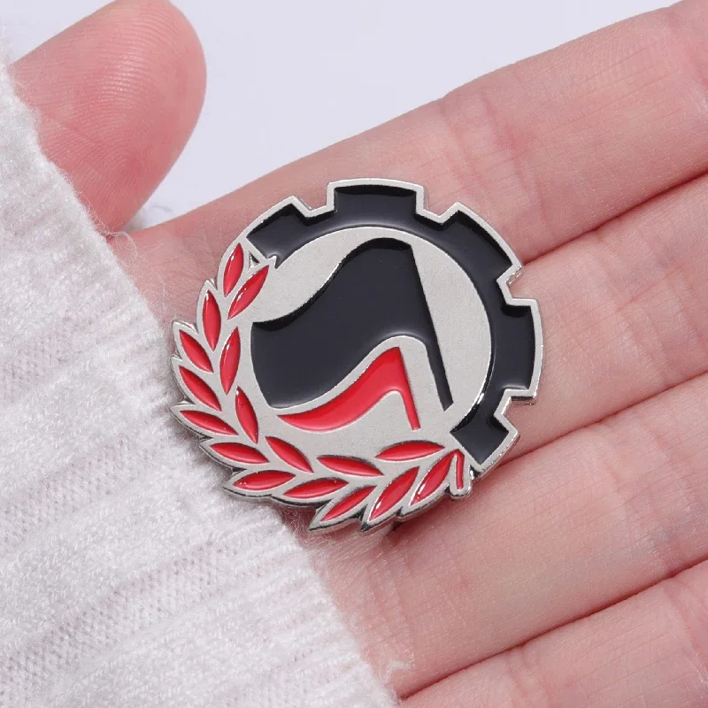 Antifa Action Flag Logo Enamel Pin Anti-Racism Flag for Decoration Alliance Against War and Peace Brooch Lapel Badge Wholesale