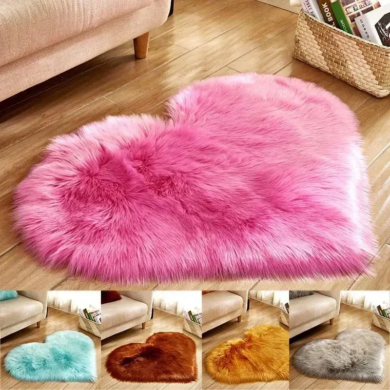 

Heart-Shaped Plush Faux Wool Carpet Cute Sofa Area Rug Imitation Sheepskin Girl Bedside Rug Soft Living Room Decor Chair Cushion