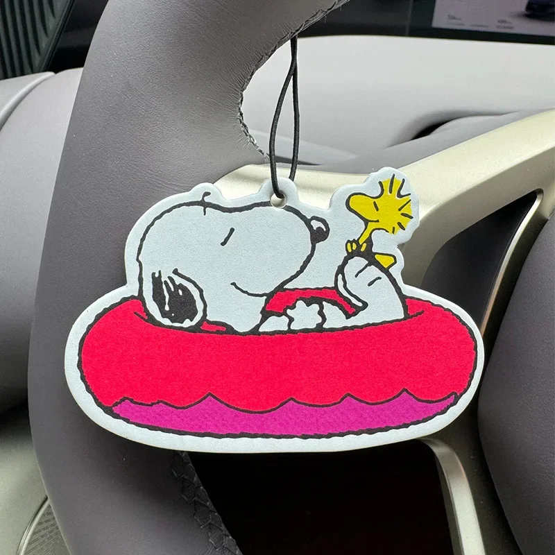 Snoopy Car Fragrance Pendant Car Rear View Hanging Air Freshener Lasting Aromatherapy Fragrance Tablets Car Home Deodorization