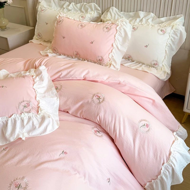 4PCS Elegant Rose Embroidery Girl Bedding Set Lace Duvet Cover Set(1*Duvet Cover + 1*Bed Sheet Or Fitted Sheet + 2*Pillowcase)