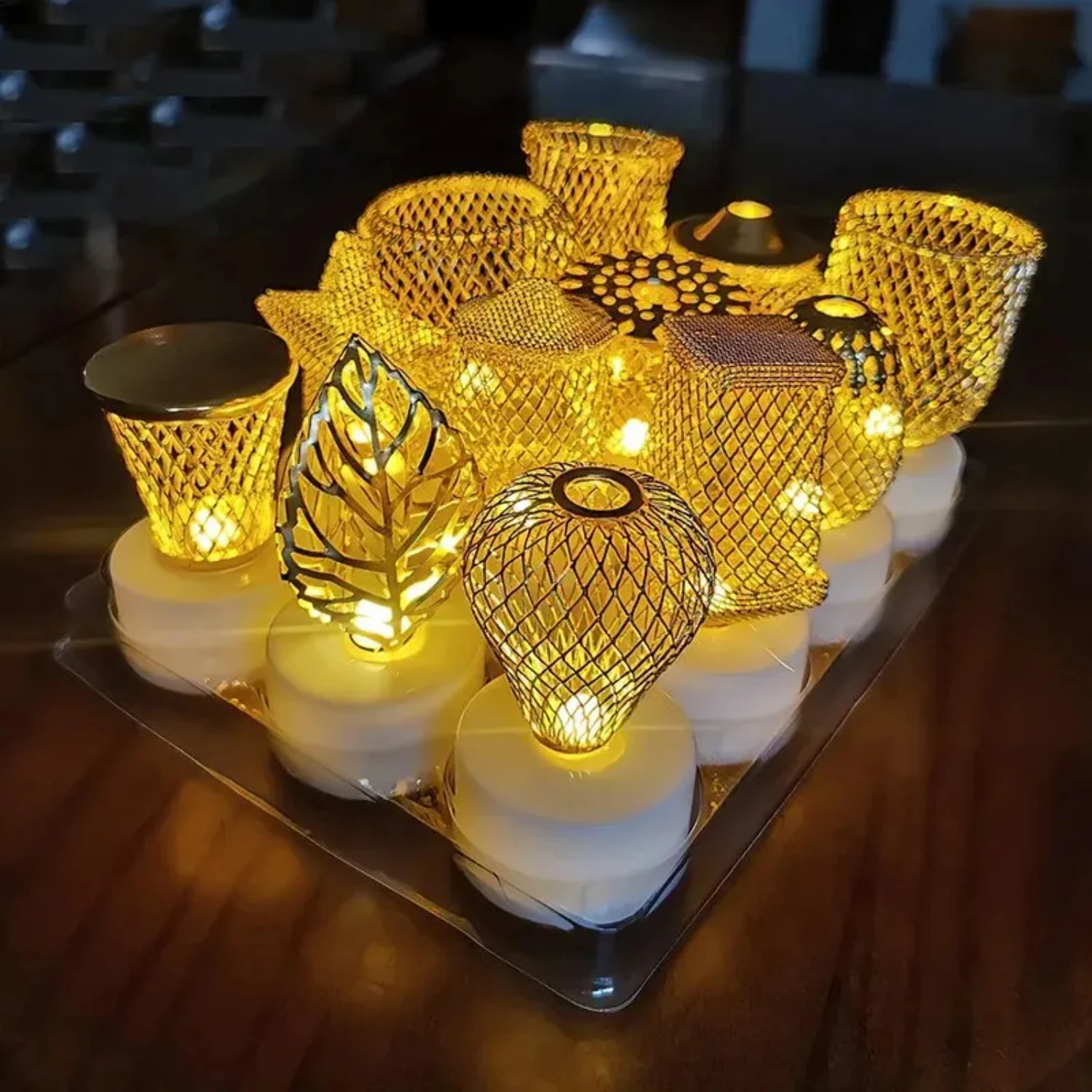 Lindo dourado LED eletrônico vela lâmpada, respirável cintilante adição às celebrações festivas de Natal, novo criar um criar um