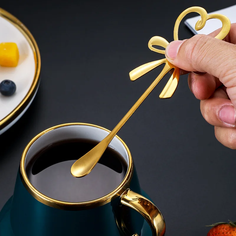 

3D Bow Knot Heart Shaped Coffee Spoon Tea Dessert Hanging Mini Spoon 3 Color Spoon Stainless Steel Home Afternoon Tea Flatware