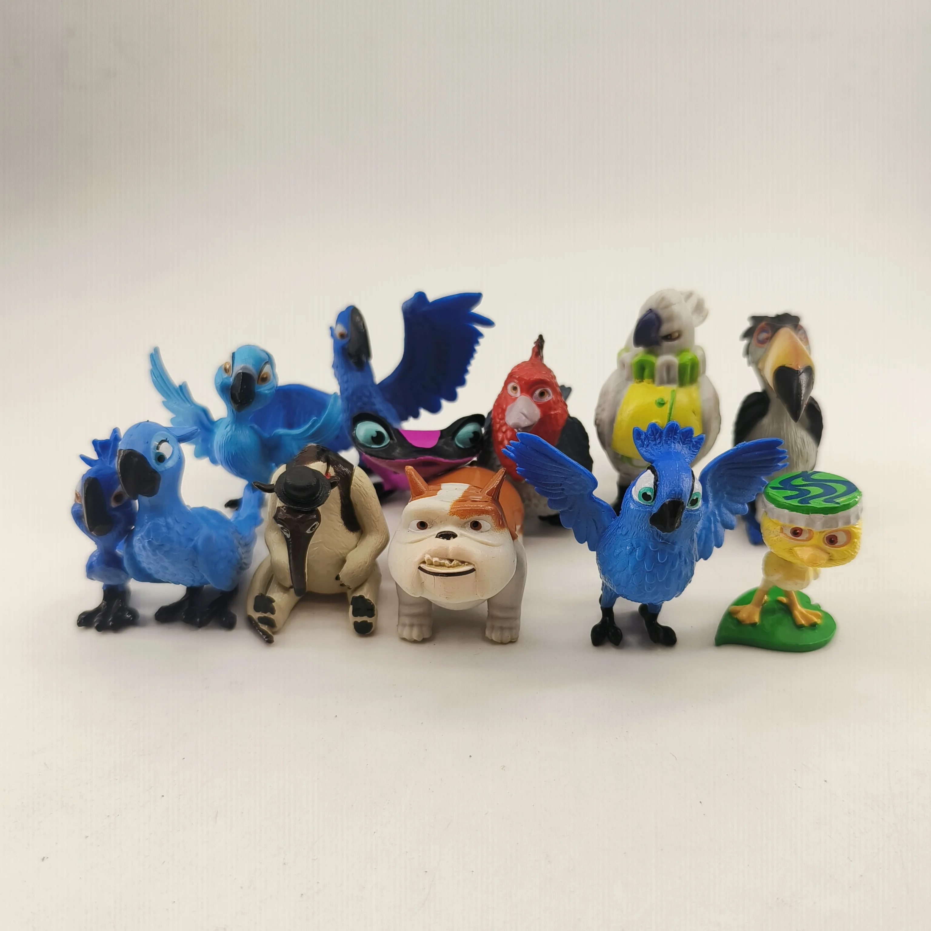 6-12pcs/set Cartoon Rio Adventure Diamond Parrots Pug Dogs Action Figure KidsToys PVC Collection Model Dolls for Kids Gift