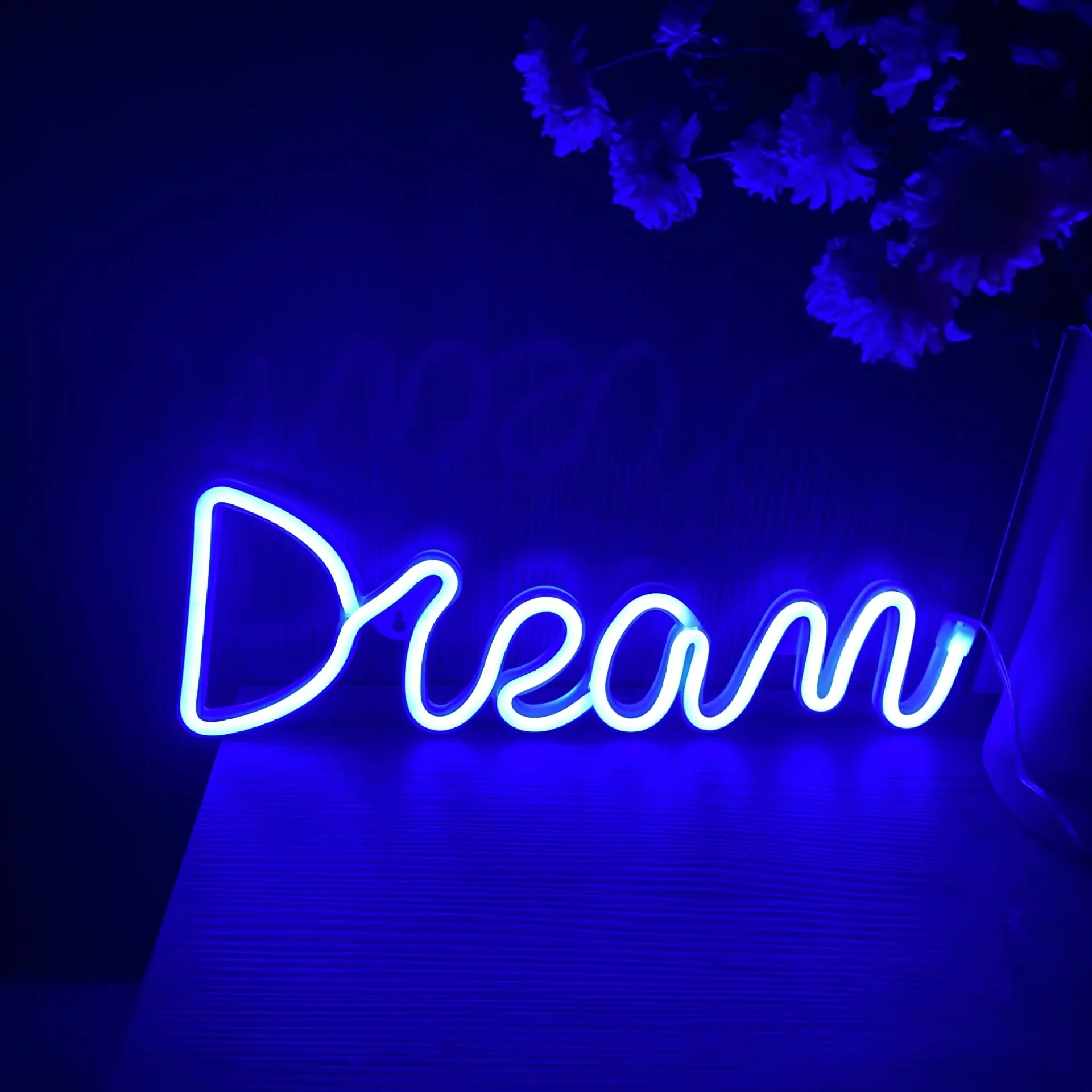 LED Dream Shape Neon Sign Powered By USB and Battery Neon Lamp for Wall Living Room Decor Neon Light for Wedding Holiday Supply