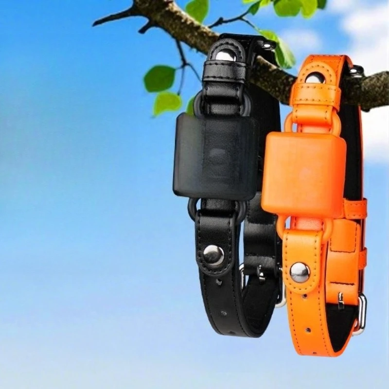 

Pet locator, anti-lost device, tracking locator, collar anti-lost.