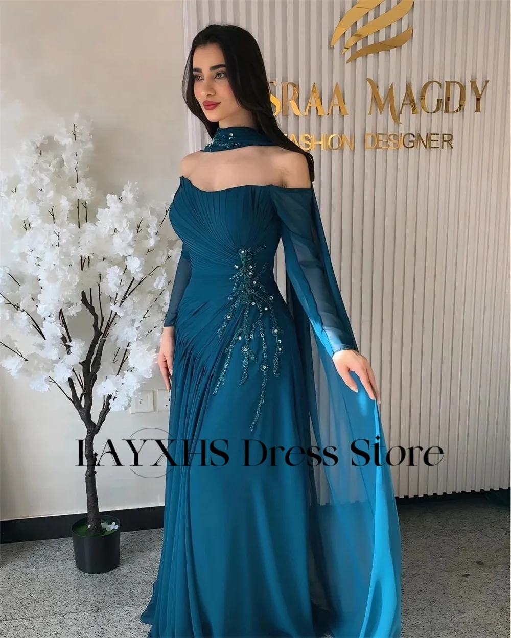 LAYXHS tempérament hors de l'épaule robe de soirée à manches longues Applique a-ligne plissée robe de bal personnalisée