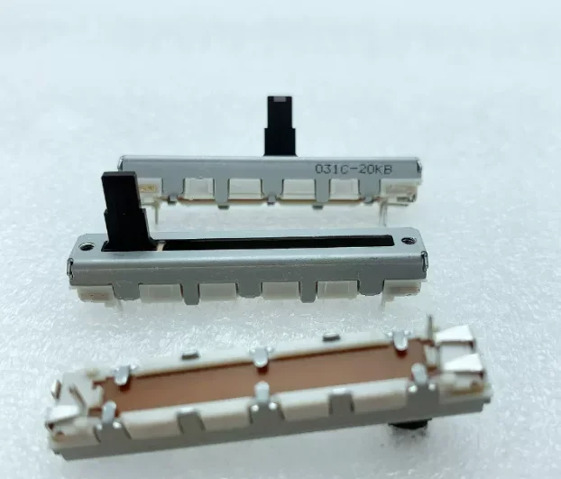 [VK]50pcs/lot 45MM Imported Japan ALPS B20K Single Joint With Point Slide Straight Potentiometer Handle Length 10MM Switch