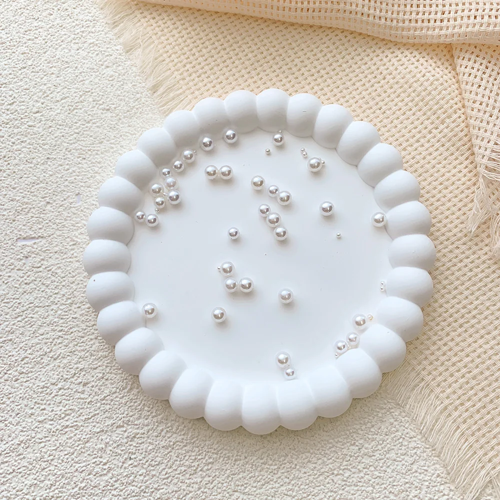 1PC Matte White Jewelry Storage Tray Creative Flower Oval Shaped Plastic Trays Jewelry Display Nail Art Photography Props Trays