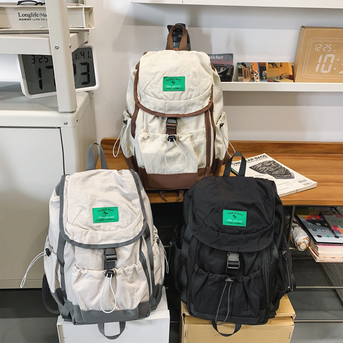 حقيبة ظهر رياضية كاجوال برباط خفيفة الوزن من النايلون وأشرطة قابلة للتعديل وحشوة قابلة للتنفس لحقيبة أمتعة السفر في الهواء الطلق