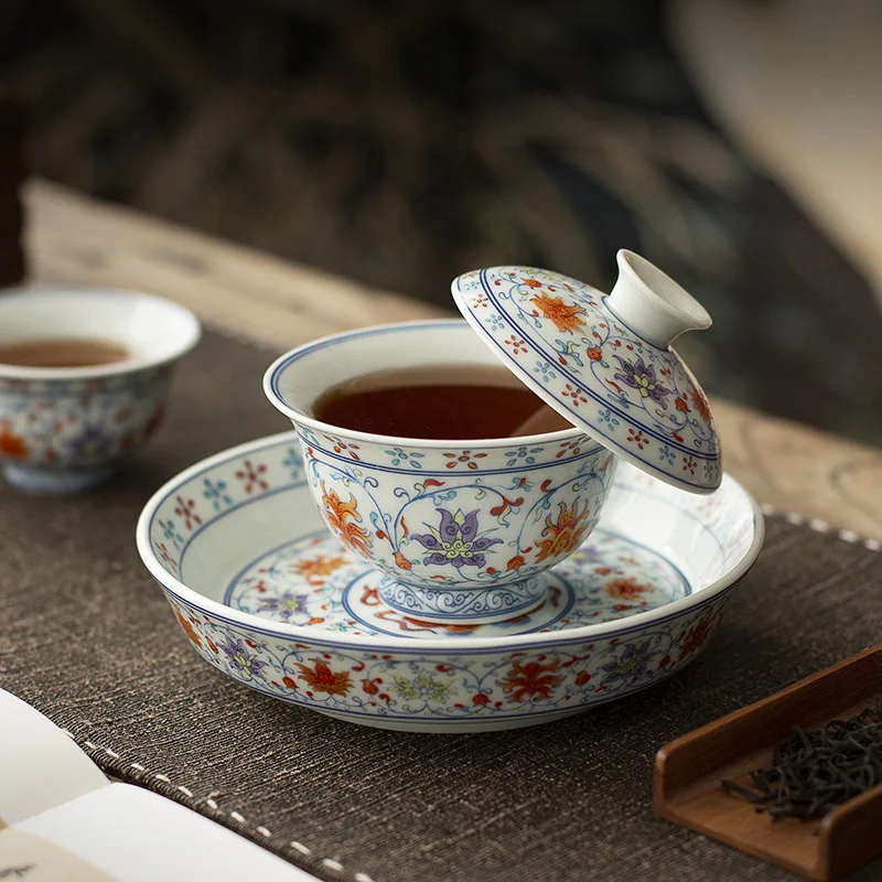Juego de Té Kung Fu de Porcelana Jingdezhen Azul y Blanco Sancai Hecho a Mano con Tapa Flotante y Esmalte Subsuperficial, en Caja de Regalo para Hogar y Oficina