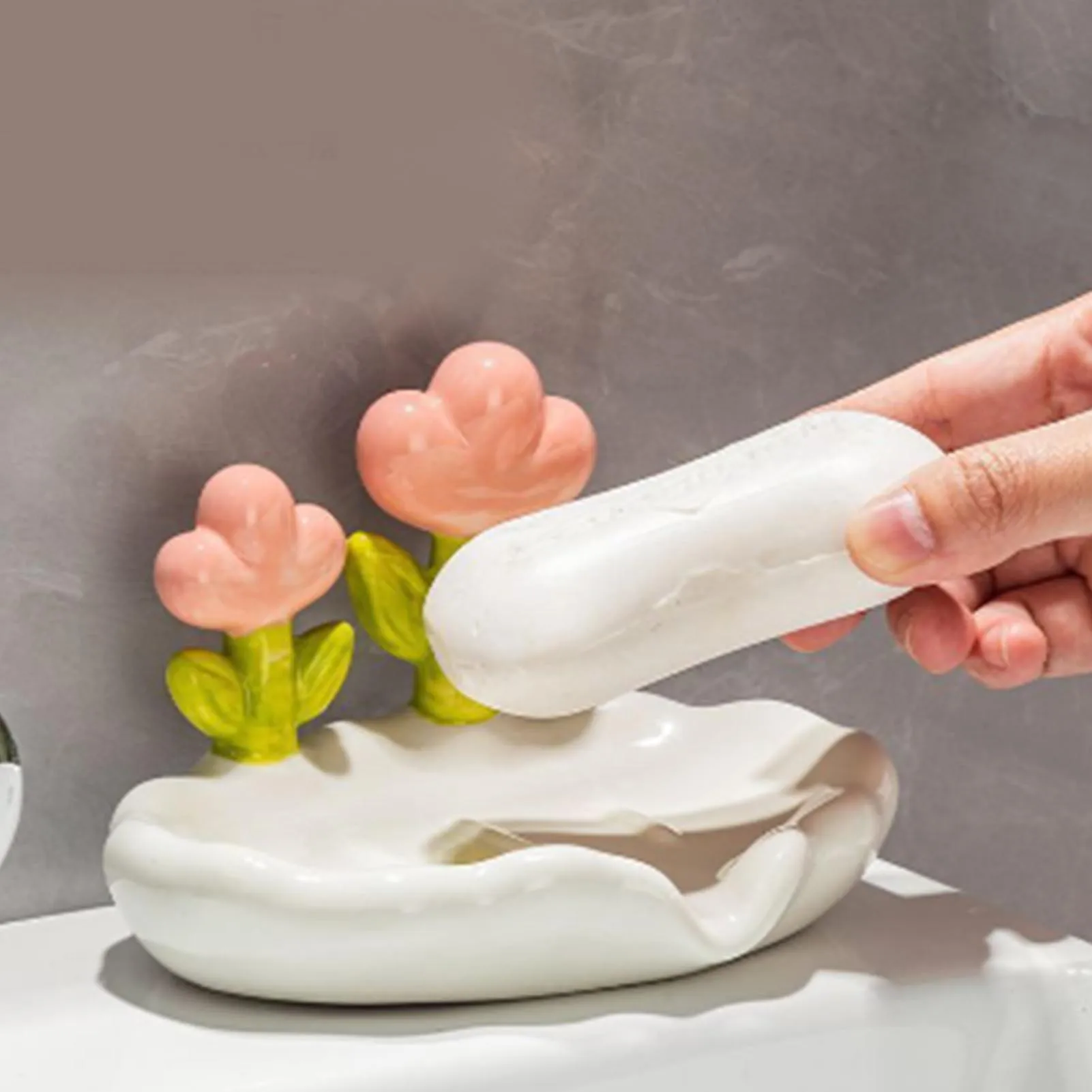 Creative Cute Flower PP Soap Box Household Soap Drain Washing Holder For Bathroom Home