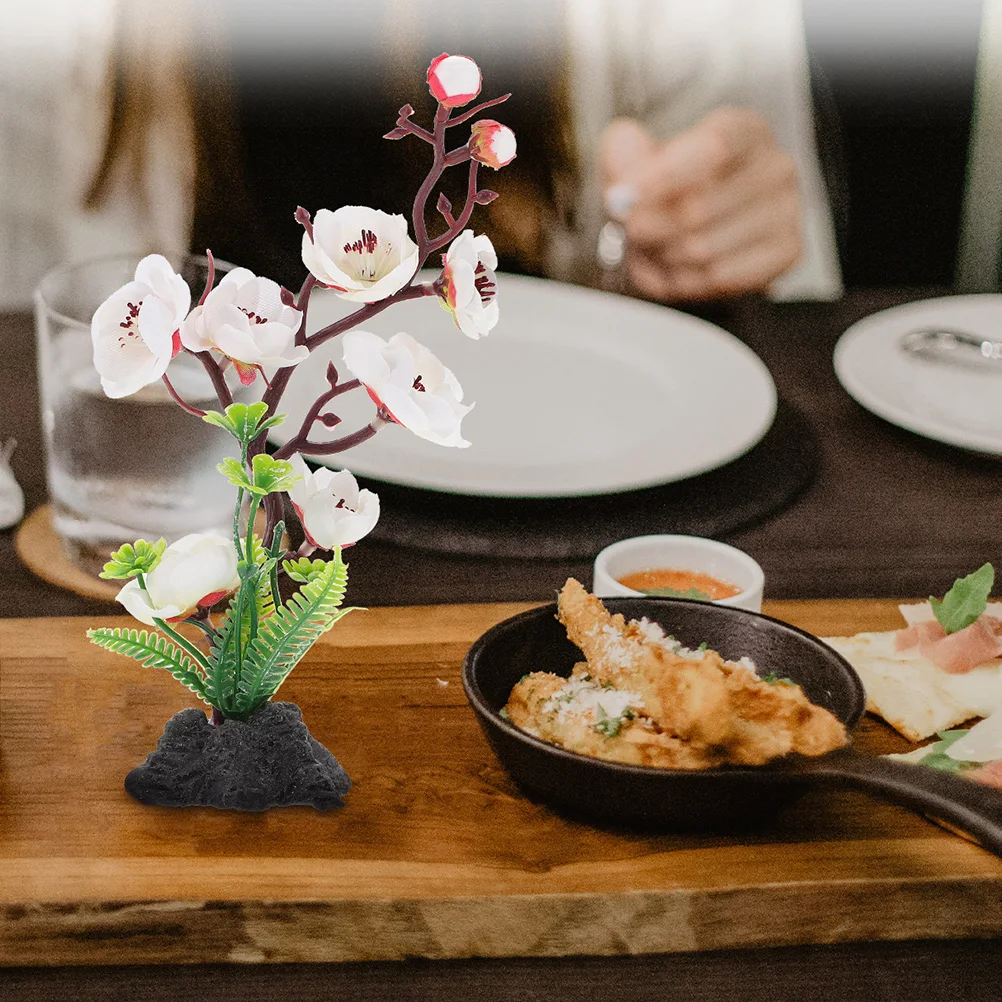 

2Pcs Black Base Plum Blossom naments Creative Sushi Dish Decorations Lightweight Portable Realistic Modeling Unique Design