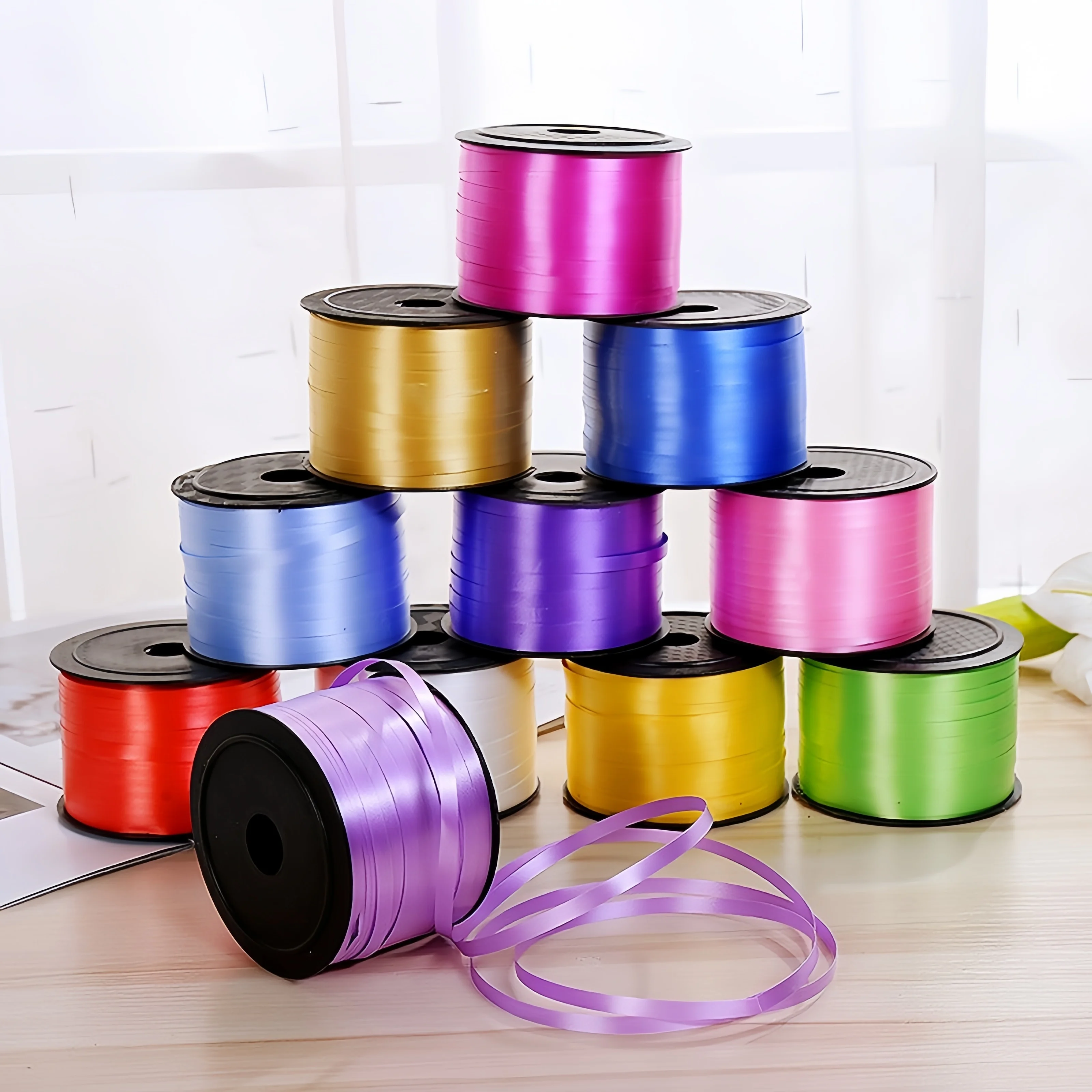 Lot de 100 mètres de ruban pour ballons, couleurs riches et colorées, corde pour ballons en aluminium pour mariage, fête d'anniversaire, fête, etc.