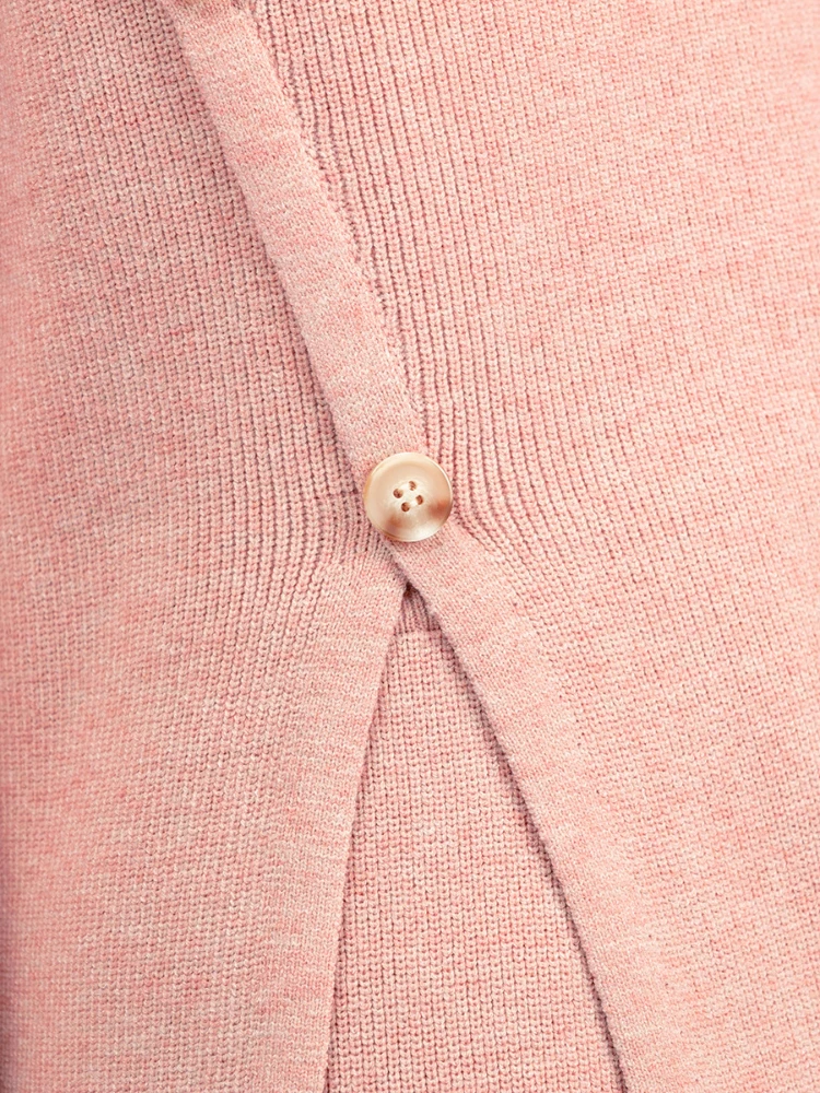 Narrow slit knitted high neck sweater for women in winter, warm and age reducing casual wide leg pants