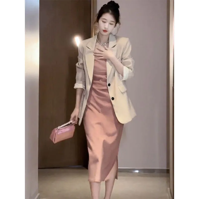 Fashion Temperament Set for Women in Spring and Autumn 2024, New High-end Style Suit Jacket, Suspender Dress Two-piece Set