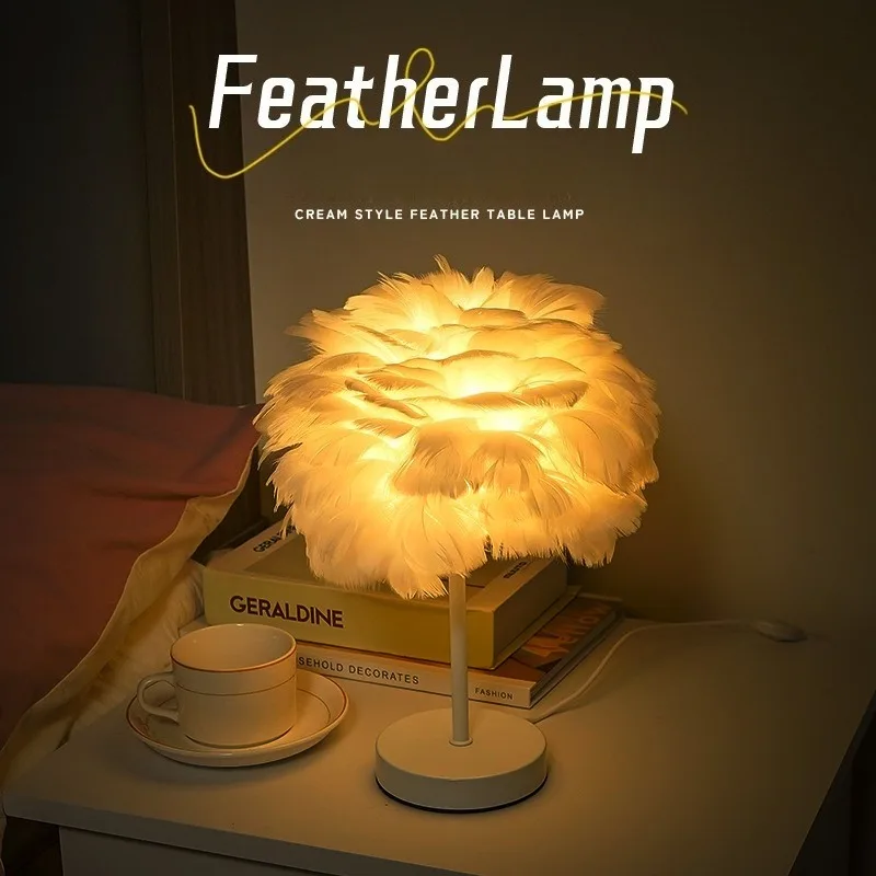 Nordic Style Decorative Feather Table Lamp Vintage Bedside Lighting for Bedroom Airbnb Decor Ins Girls Room Fluffy Feather Lamp
