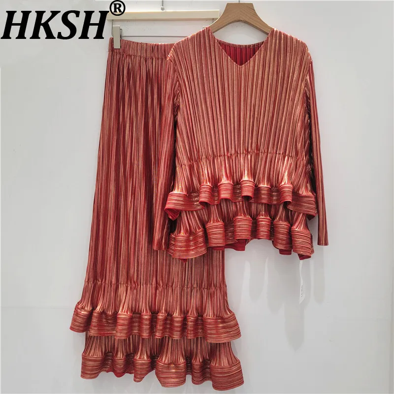 

HKSH Women Chic Two-piece Set V-neck Long Sleeves Pleated Ruffled T-shirt High-end Tops Elastic Waisted Skirt New Spring HK19971
