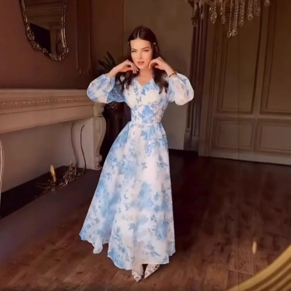 

Elegant Blue Printed Slim Fit Dress Waist Cinched Long Sleeve Knitted Cotton Polyester A-Line Skirt Style for Middle-Aged Women