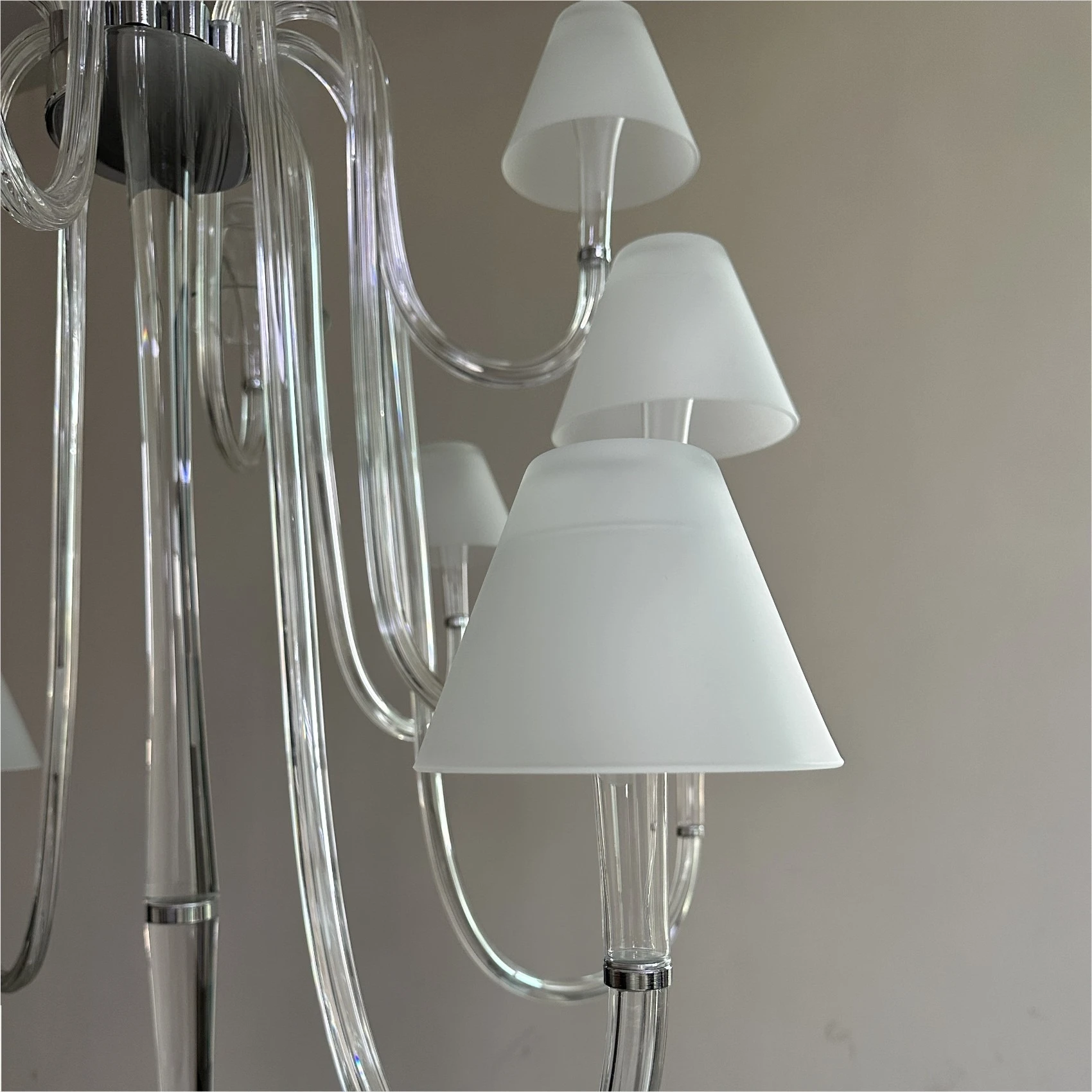 

Wedding event S-curved glass horn 13 crystal high column candle holder