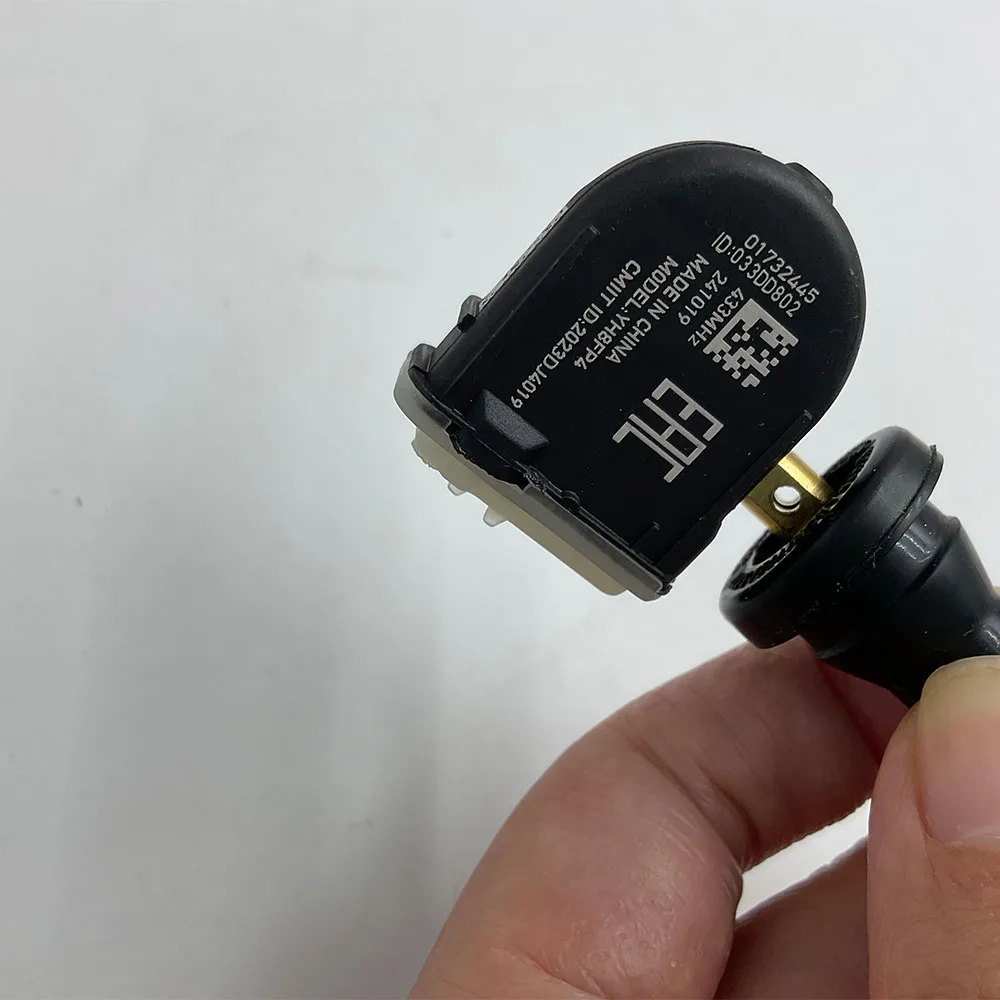 4pcs Car 433Mhz TPMS Sensor Tire Pressure Sensor Monitoring System OEM 01732445 1017032445 for Geely GSE Atlas Tugella Binray